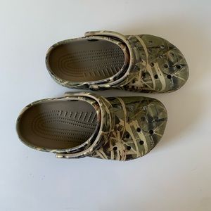 Youth size 2 Crocs